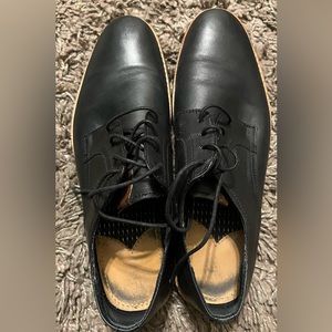 Ben Sherman dress shoes
